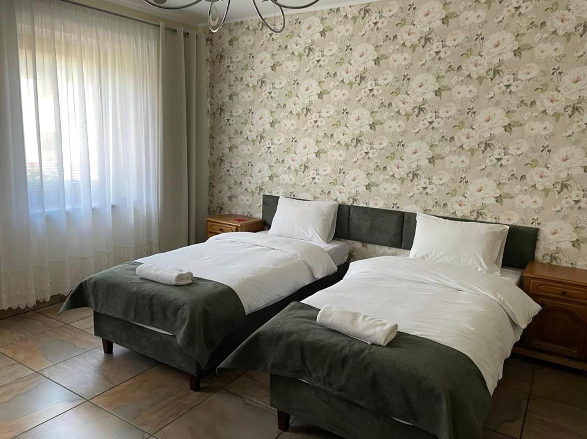 Apartamenty Jaskinia Solna Ruda Slaska Buitenkant foto
