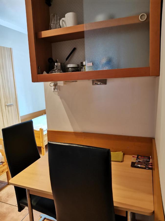 Apartamenty Jaskinia Solna Ruda Slaska Buitenkant foto